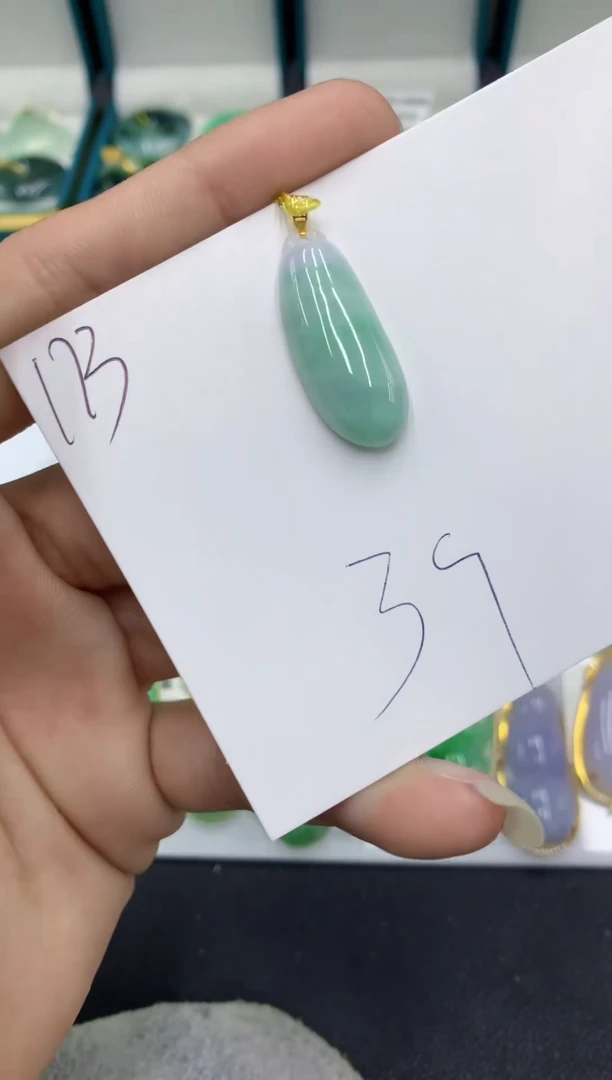 【闪购商品】翡翠颈饰18K金镶嵌翡翠