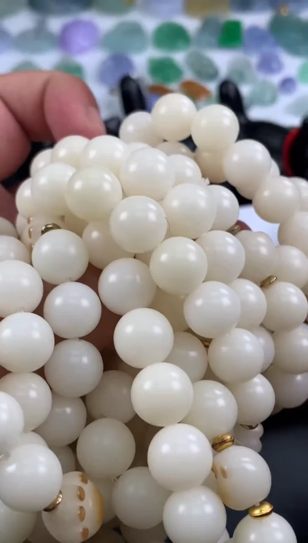 【闪购商品】白玉菩提吊坠多样性发一件