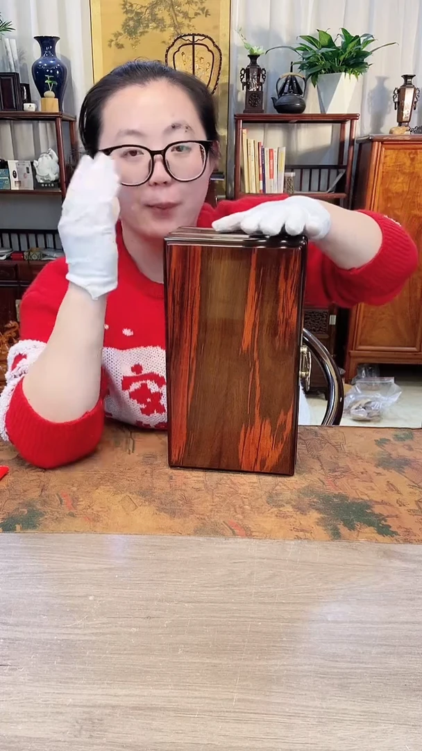 【闪购商品】黑酸枝木类成套家具大红酸枝 线条盒31*17.5*11.5