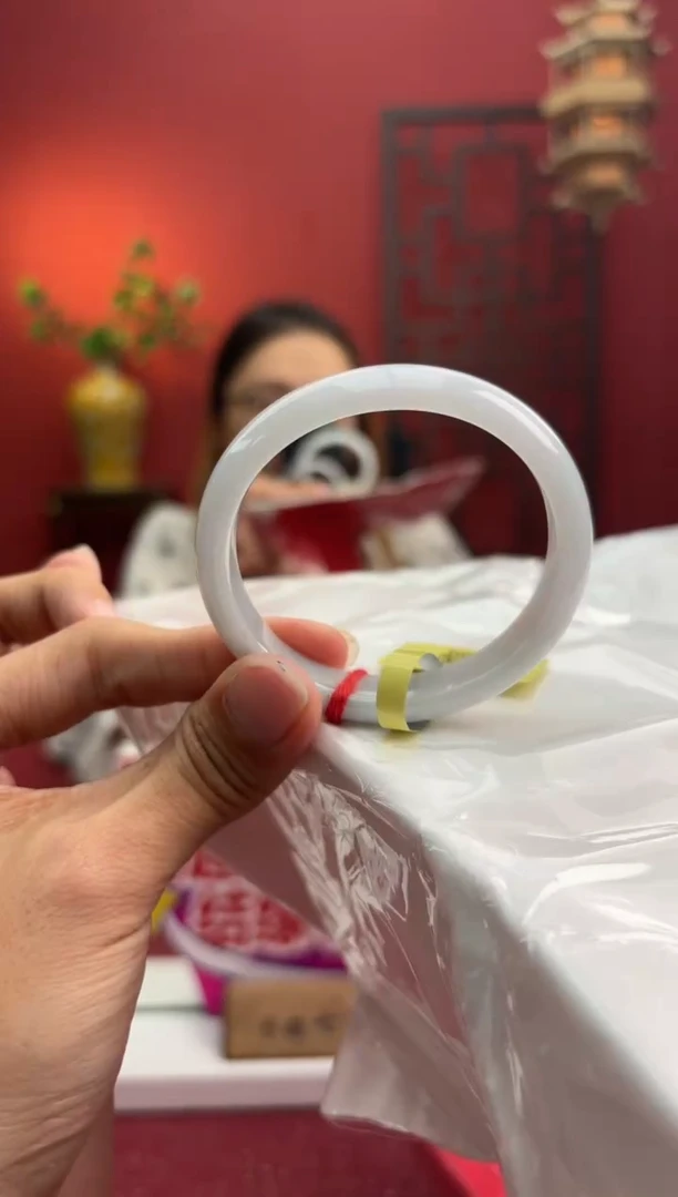 未镶嵌手镯（贵妃镯）翡翠翡翠手镯6