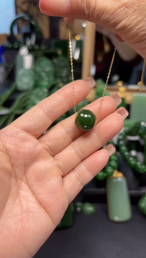 【闪购商品】和田玉（碧玉）吊坠(赠链)18K金镶嵌1