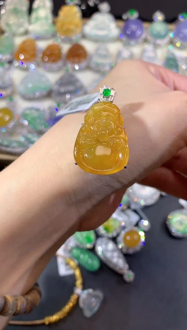 吊坠(不含链)18K金镶嵌翡翠146-米爷