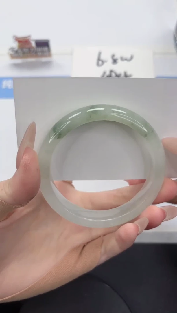 【闪购商品】石英质玉手镯未镶嵌A246-59.5