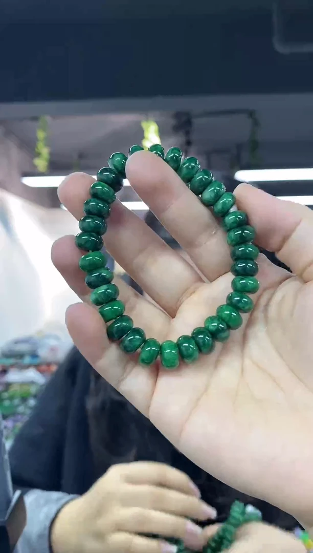 未镶嵌手链翡翠多样性发其一颜色微差