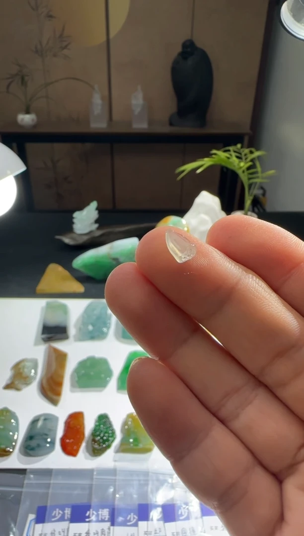 未镶嵌定制翡翠缅甸A货翡翠