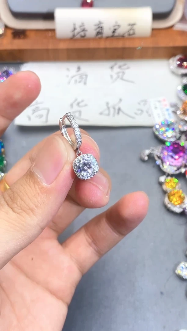 合金石英质玉珠宝奇石发货其一