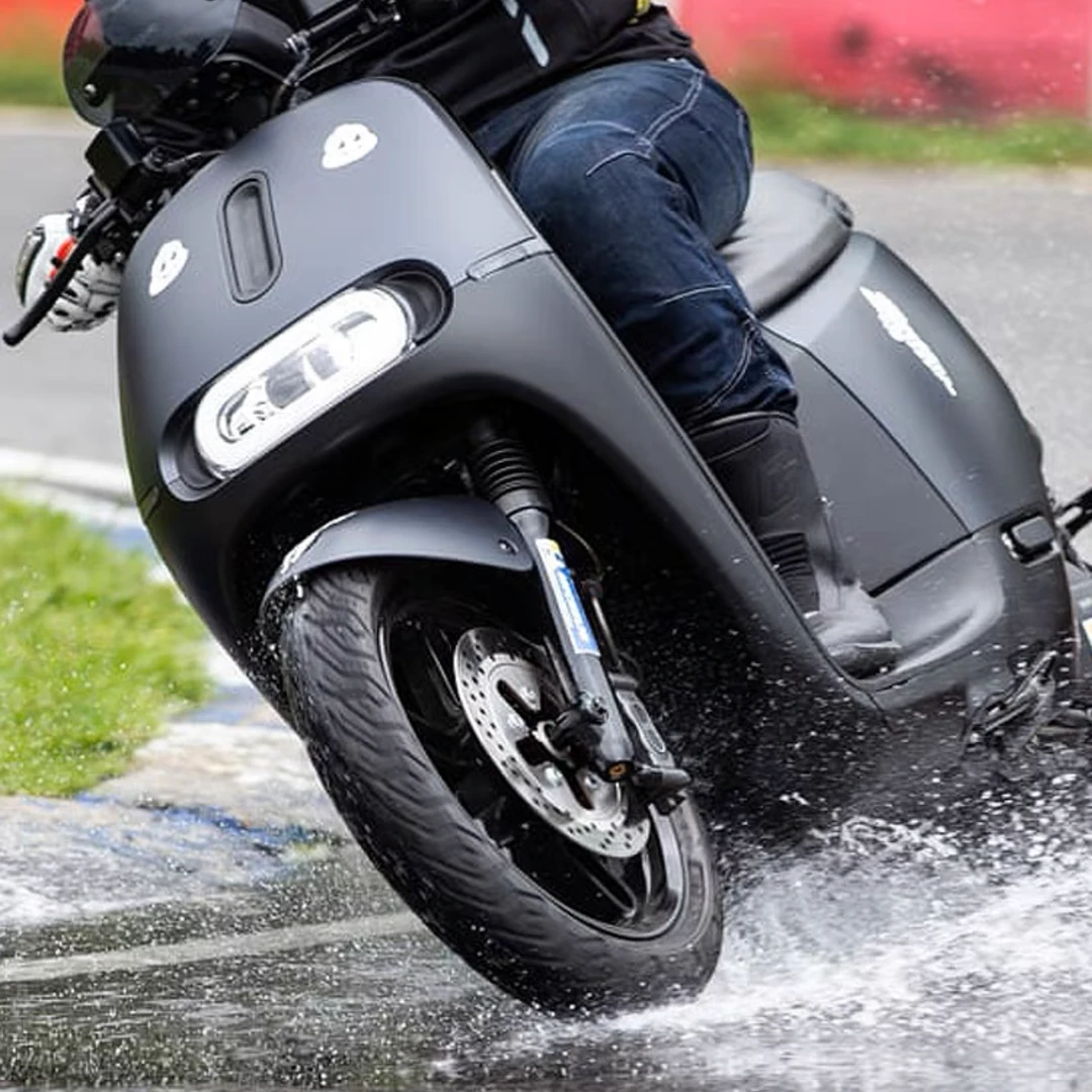 米其林CITY2/SAVER踏板半热熔摩托车轮胎10/12寸九号电动车真空胎