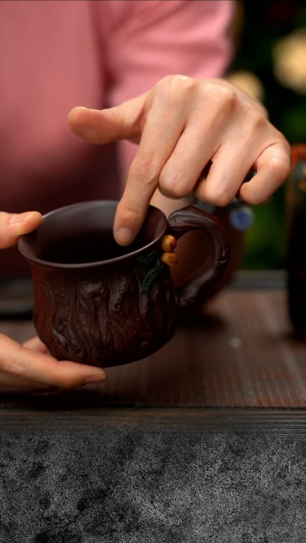 八即是美 枇杷紫砂杯