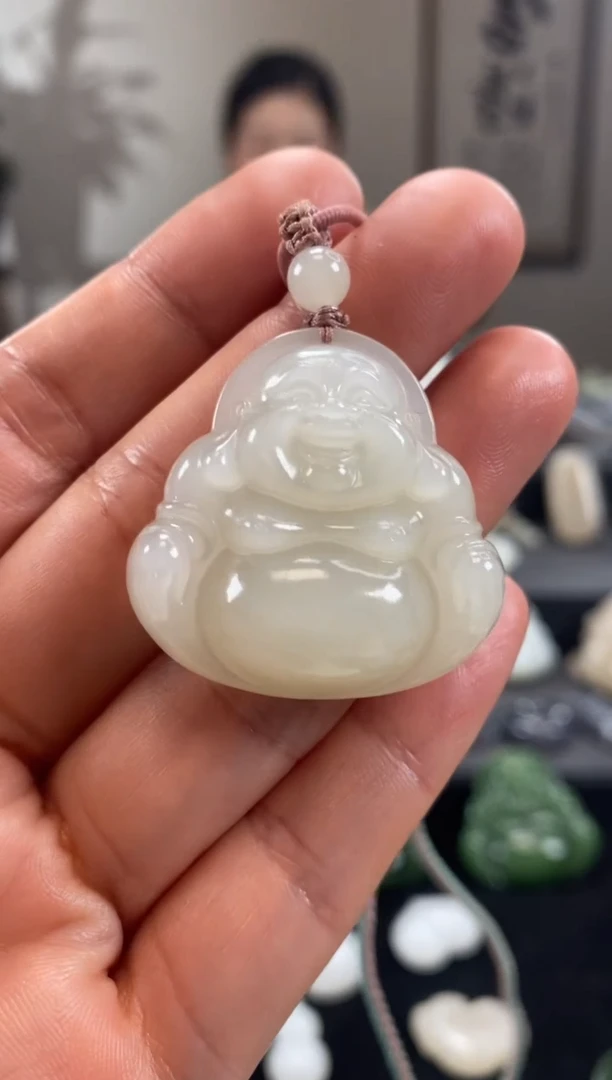 颈饰未镶嵌和田玉精品佛公