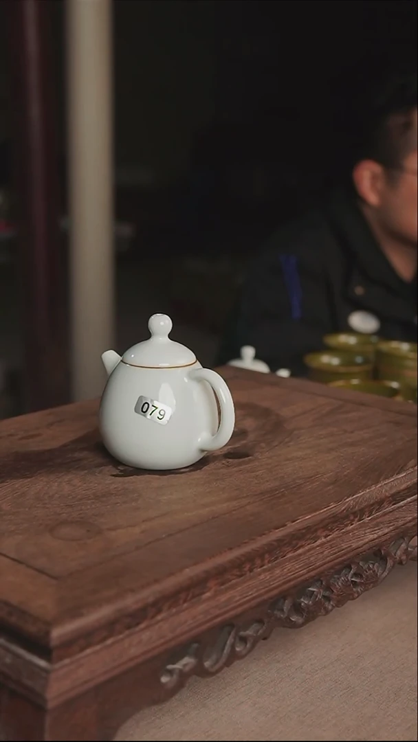 杯079号月白龙蛋壶微微不完美