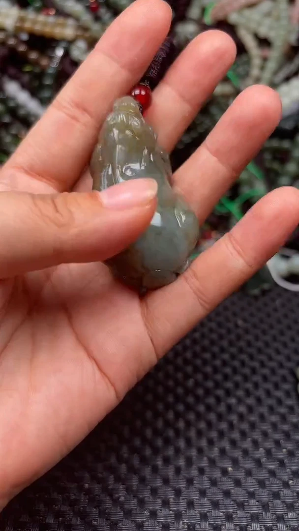 和田玉未镶嵌颈饰1