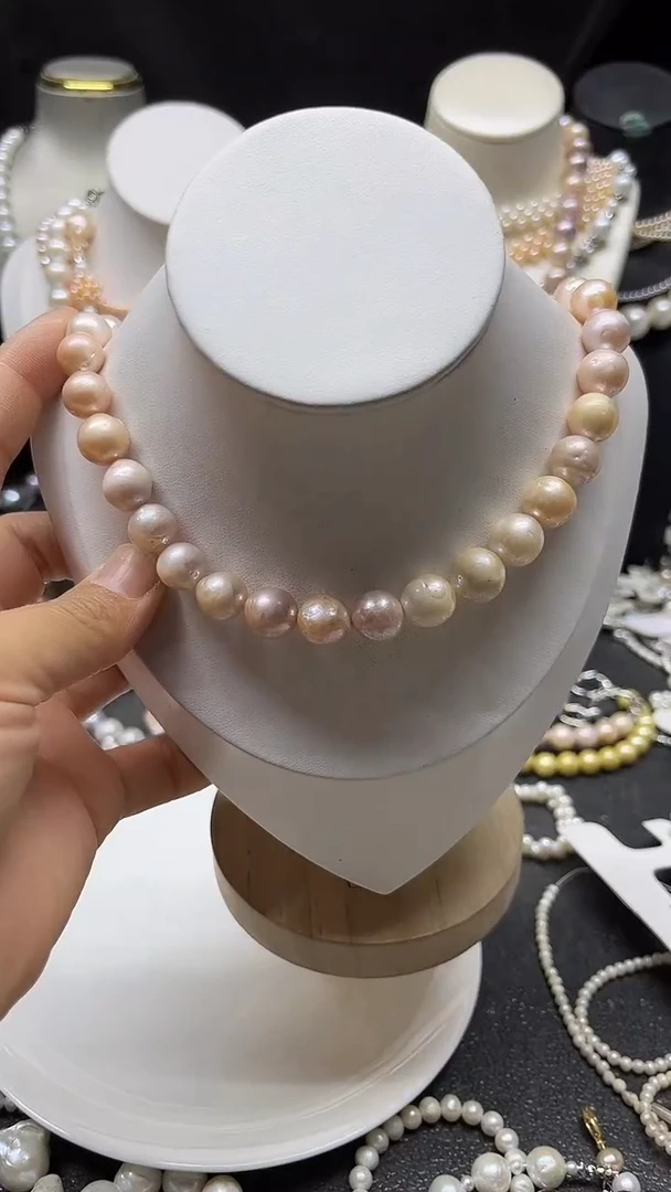 颈饰未镶嵌淡水珍珠多人