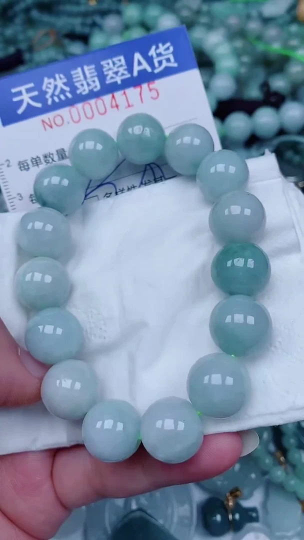 翡翠未镶嵌颈饰00004175