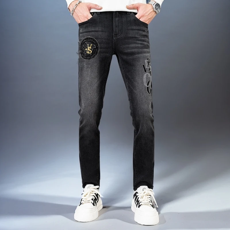 2024重工刺绣高端轻奢欧版男士修身小直筒牛仔裤时尚潮流春秋