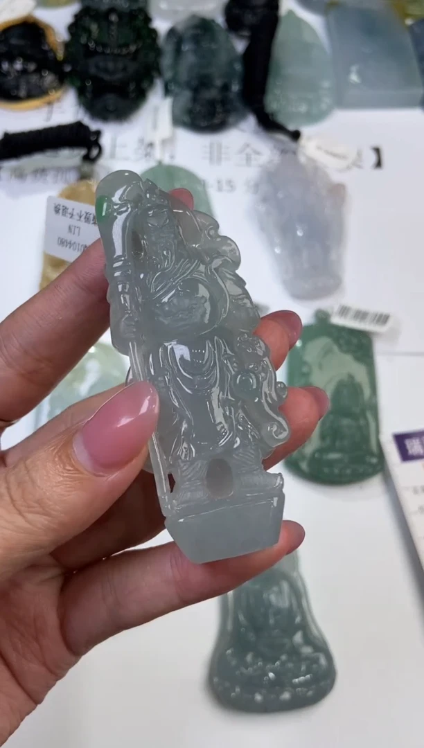 翡翠挂件未镶嵌 2224456
