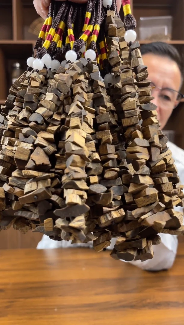 沉香沉香碎屑奇楠沉香车挂一串