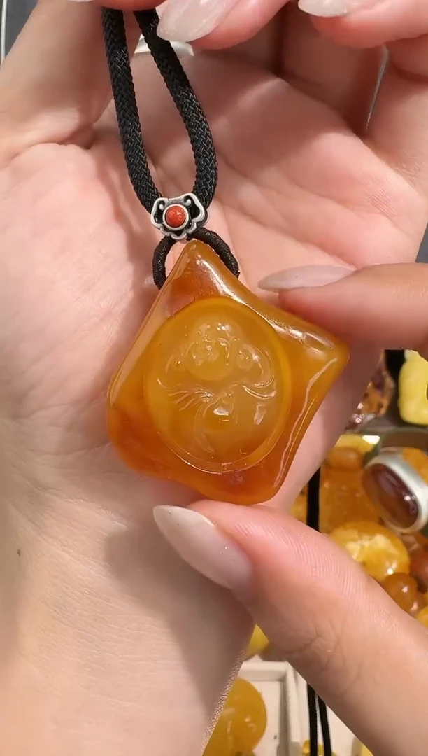 裸石琥珀未镶嵌琥珀