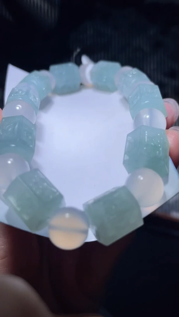 定制翡翠未镶嵌天然缅甸A货翡翠手串59