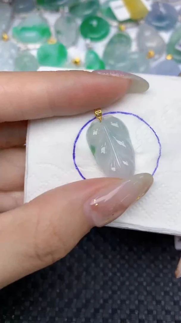 颈饰18K金镶嵌翡翠天然缅甸翡翠a货百元以上9元证书费自理