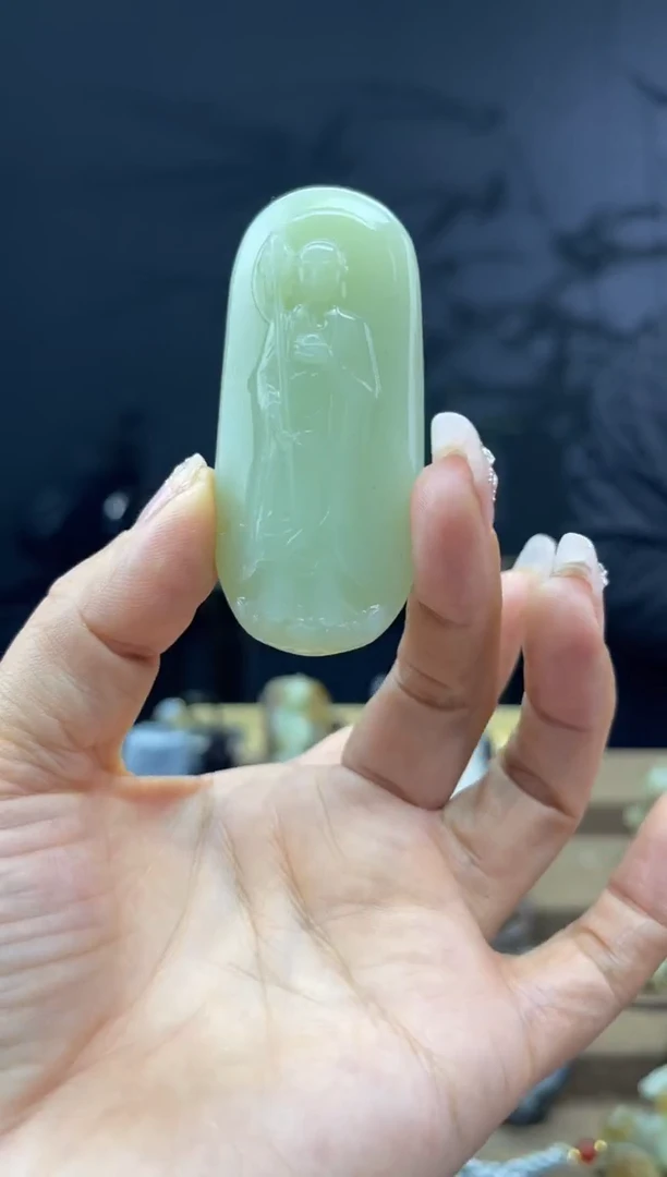 颈饰未镶嵌和田玉1