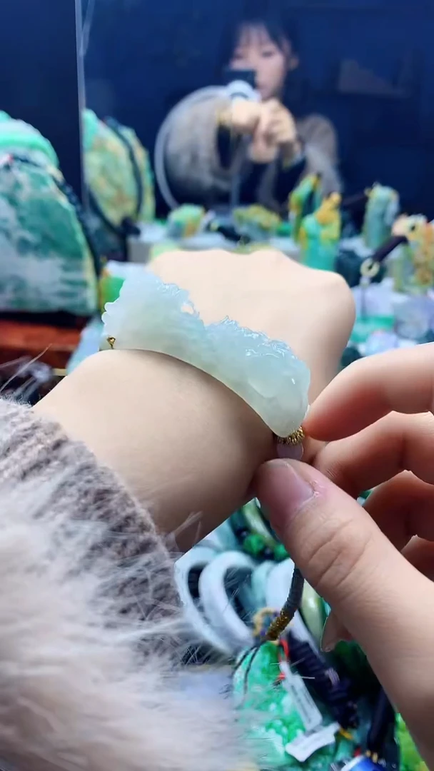 颈饰未镶嵌翡翠天然缅甸a货翡翠