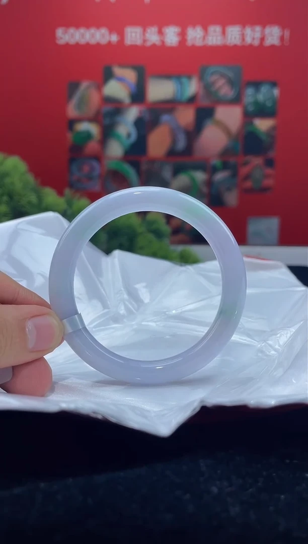 翡翠手镯未镶嵌12