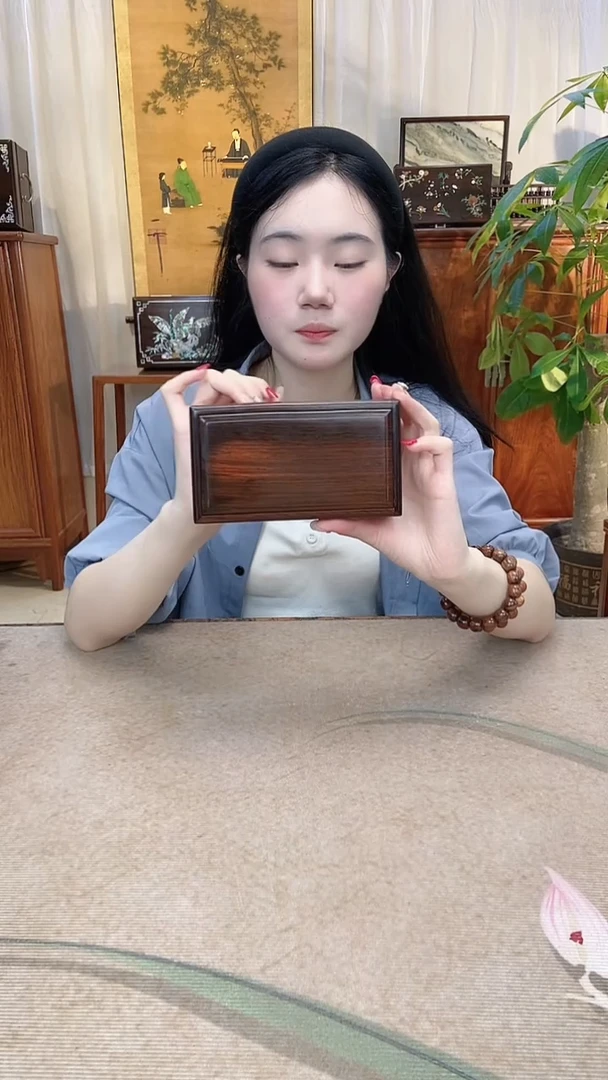 红酸枝木类成套家具大红酸枝全独板机关盒首饰盒 文玩盒16*9*4.5