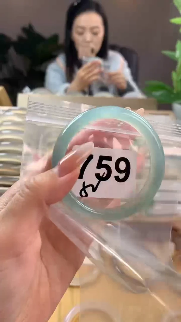 【闪购商品】玛瑙/玉髓手镯未镶嵌759