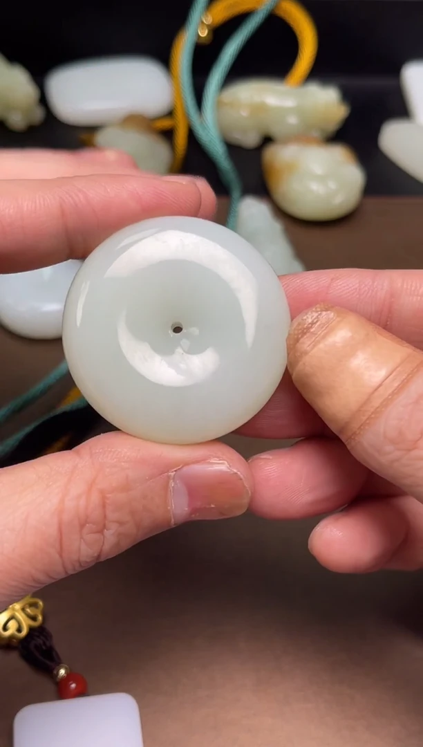 颈饰未镶嵌和田玉J****s34