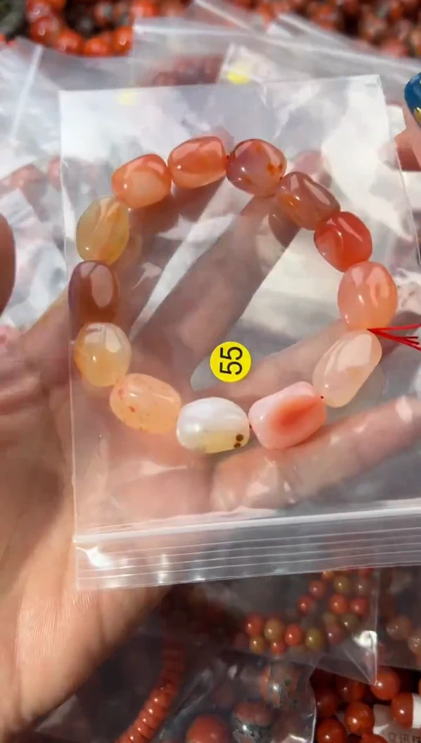 未镶嵌手串南红玛瑙12+