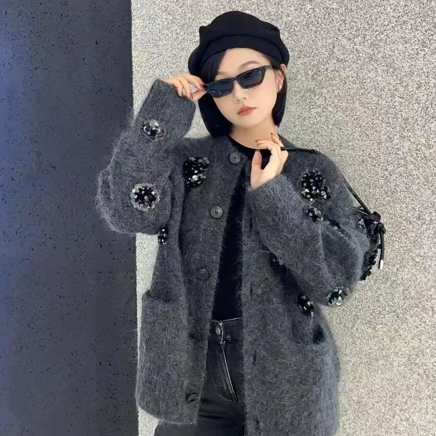 M230女高级重工韩版百搭潮流加厚时尚钉珠开衫230