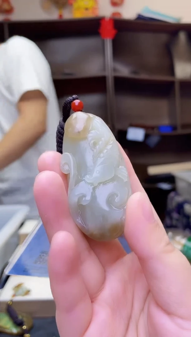 和田玉未镶嵌颈饰1