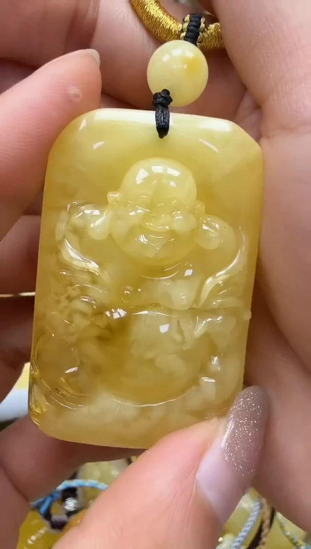 裸石琥珀未镶嵌如图