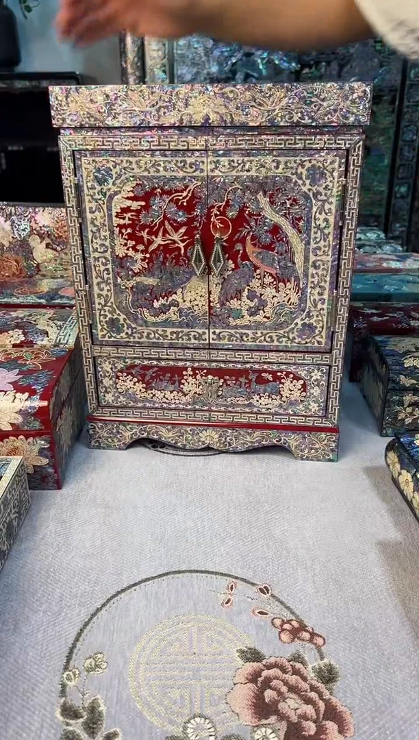 红底·弘贝雅螺钿漆器文化馆