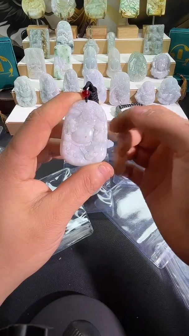 颈饰未镶嵌翡翠12/6    23