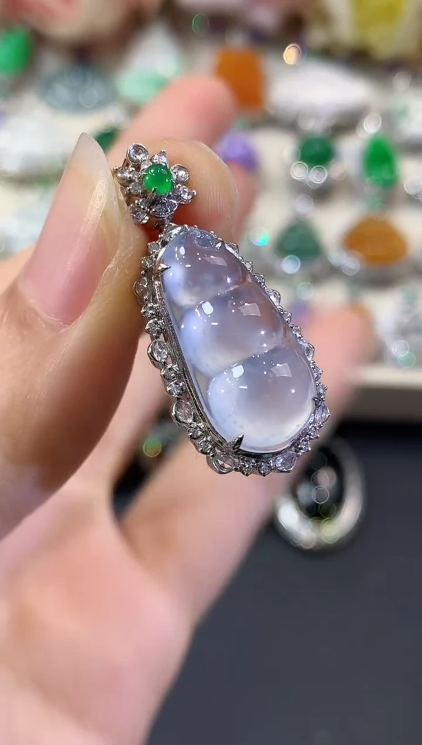 吊坠(不含链)18K金镶嵌翡翠C201