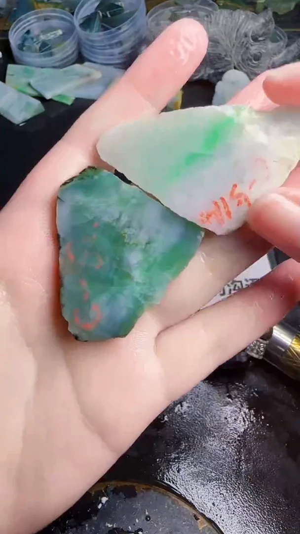 未镶嵌挂件翡翠天然翡翠098