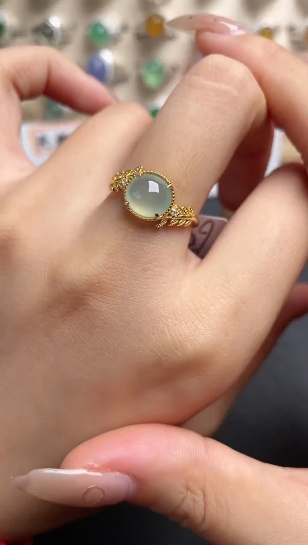 【闪购商品】翡翠戒指银S925镶嵌一物一证一礼盒