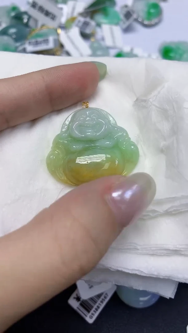 翡翠18K金镶嵌颈饰天然缅甸翡翠A货