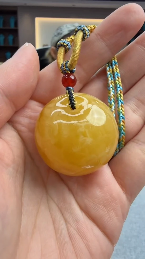 琥珀颈饰未镶嵌459秒拍号假一罚三