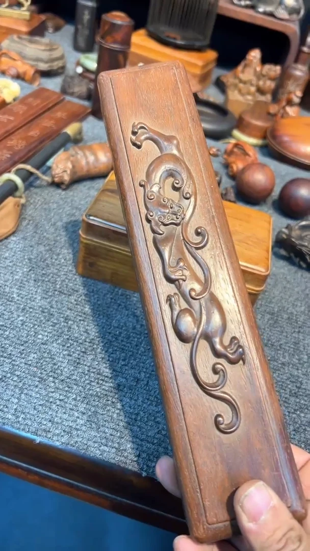 【闪购商品】贡木木艺笔盒一木整挖木木