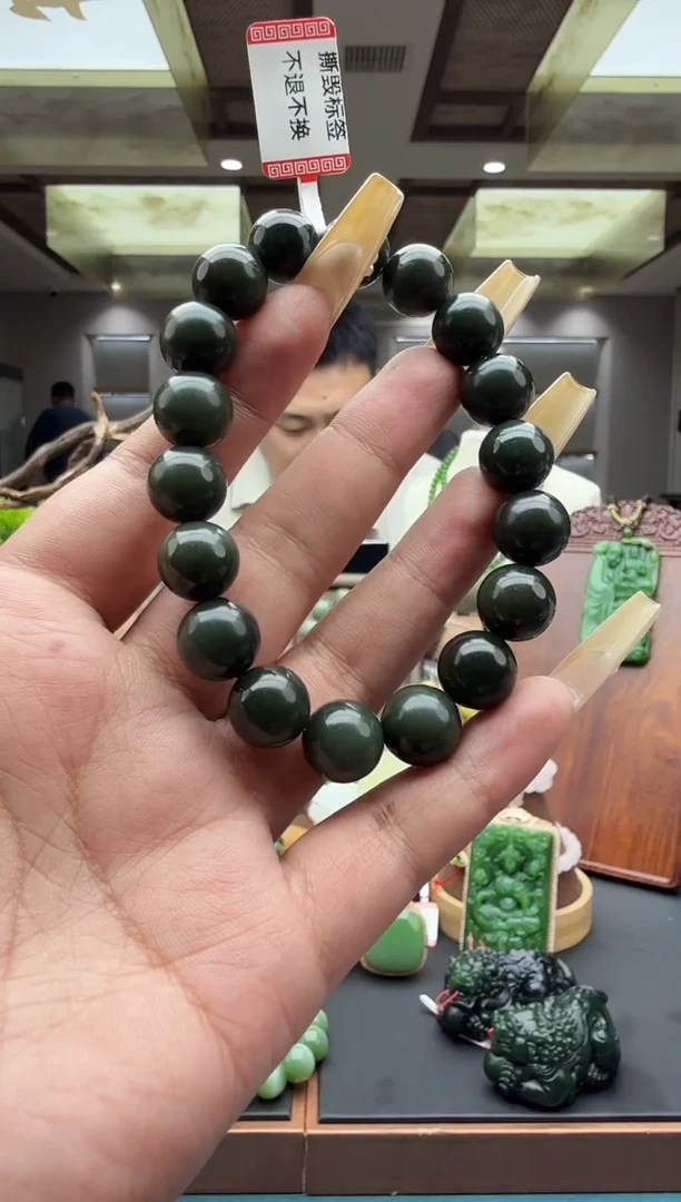 未镶嵌手串和田玉szq