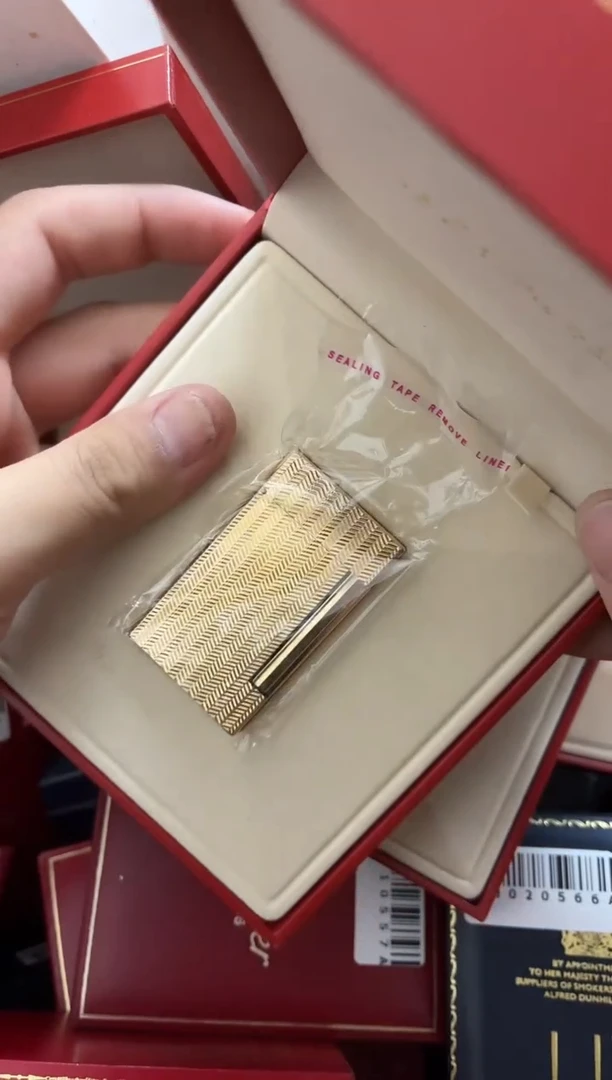 LD玫瑰金箭雨纹打火机