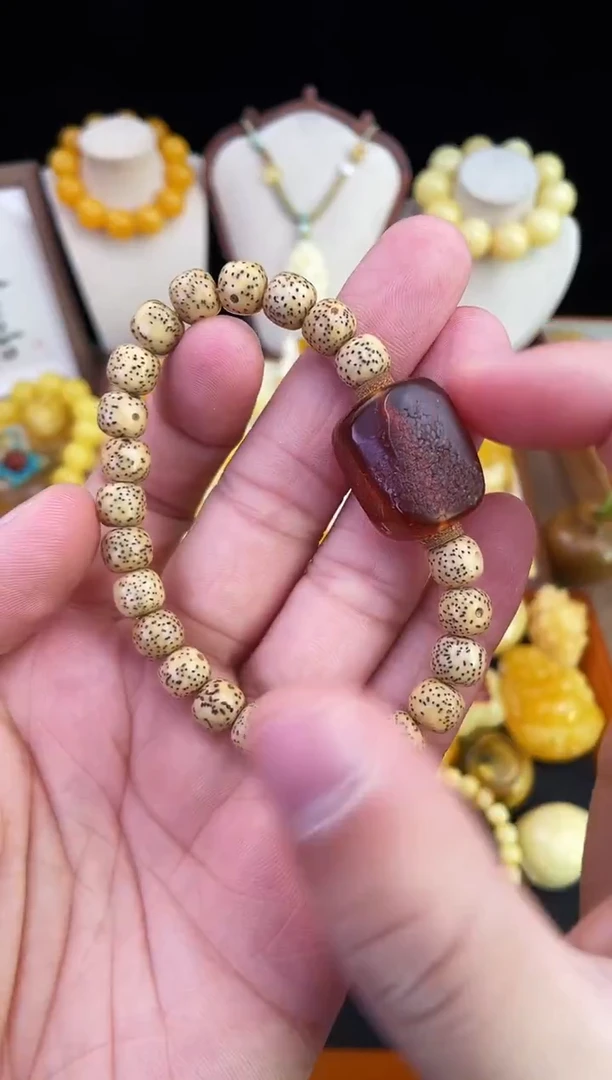 琥珀未镶嵌珠宝奇石柒月