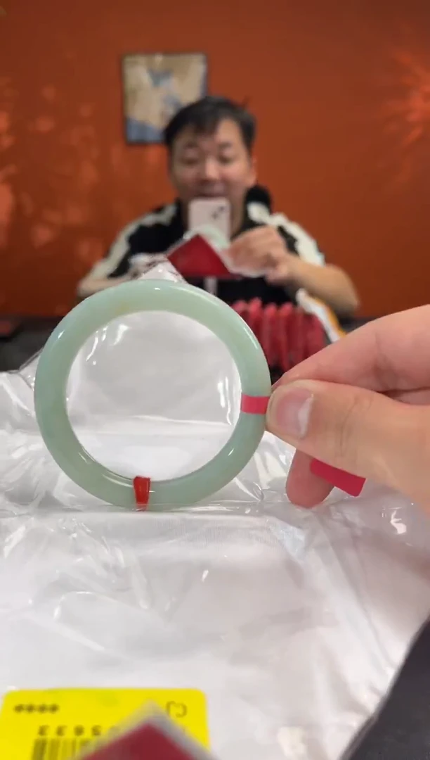 未镶嵌手镯翡翠11    52