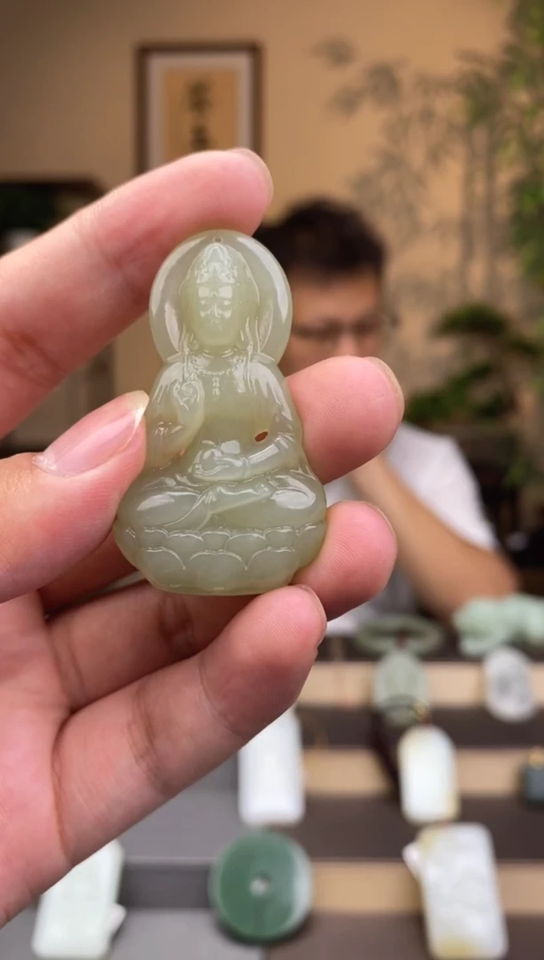 和田玉未镶嵌吊坠(不含链)1