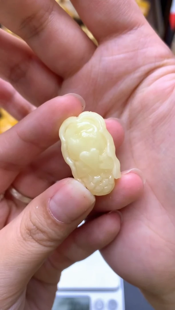 【闪购商品】未镶嵌琥珀珠宝奇石008琥珀蜜蜡花粉有纹小坑介意勿拍