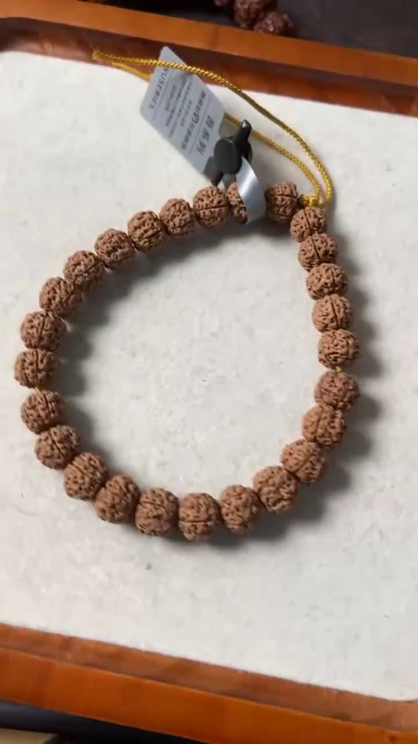 吊坠金刚菩提蜂皇11