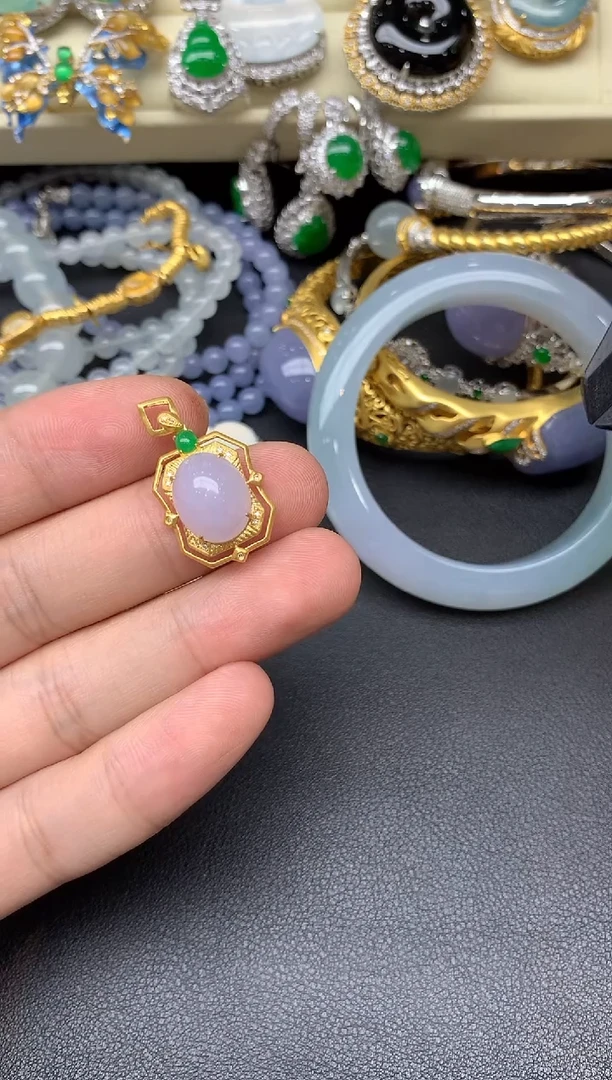 18K金镶嵌戒指翡翠319