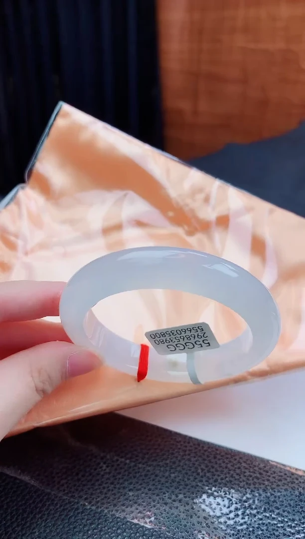 翡翠手镯未镶嵌缅甸天然翡翠A货手镯